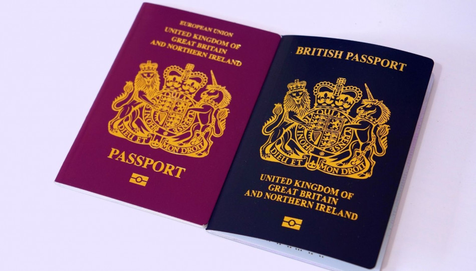 Brexit: UK citizens urged to exchange their permits before 31 December