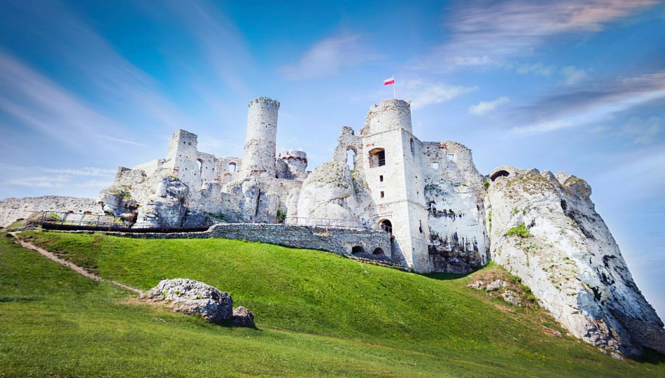 Ogrodzieniec Castle